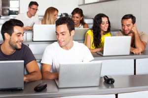 Med students with laptop