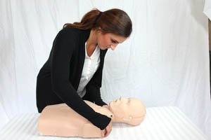 medical educator lauren performing CPR